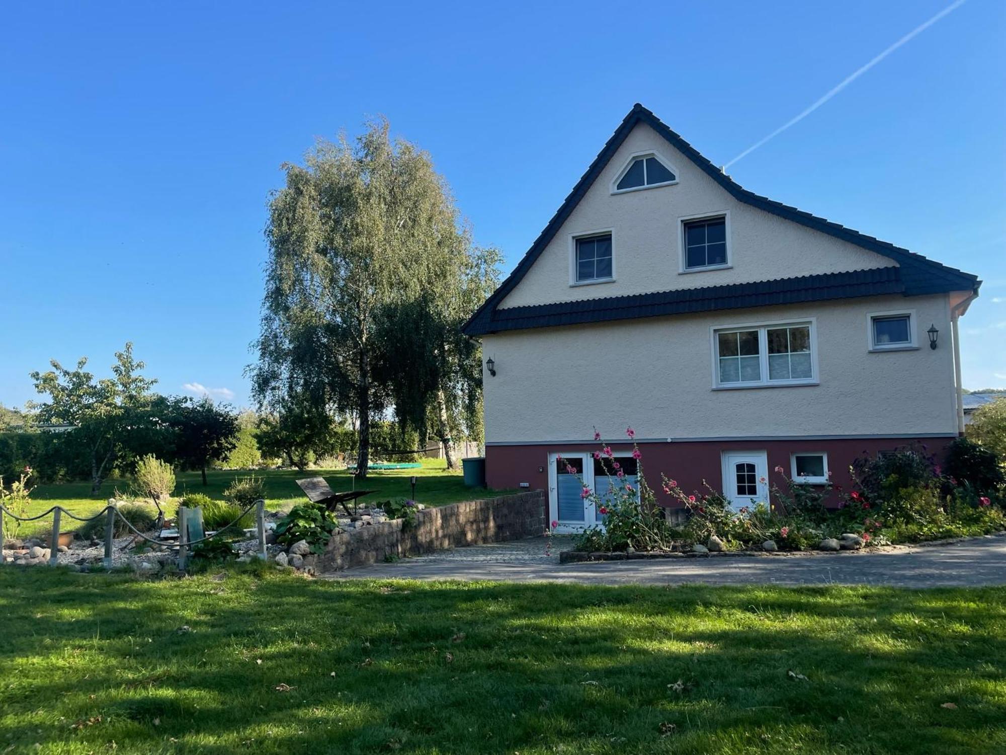 Ruegenferienhaus - Schaprode Hafen Екстериор снимка